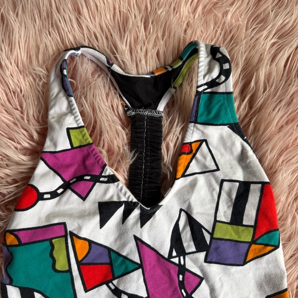 Urban Outfitters White & Black Geometric Print Racerback Cropped Tank Top XS - Picture 2 of 6